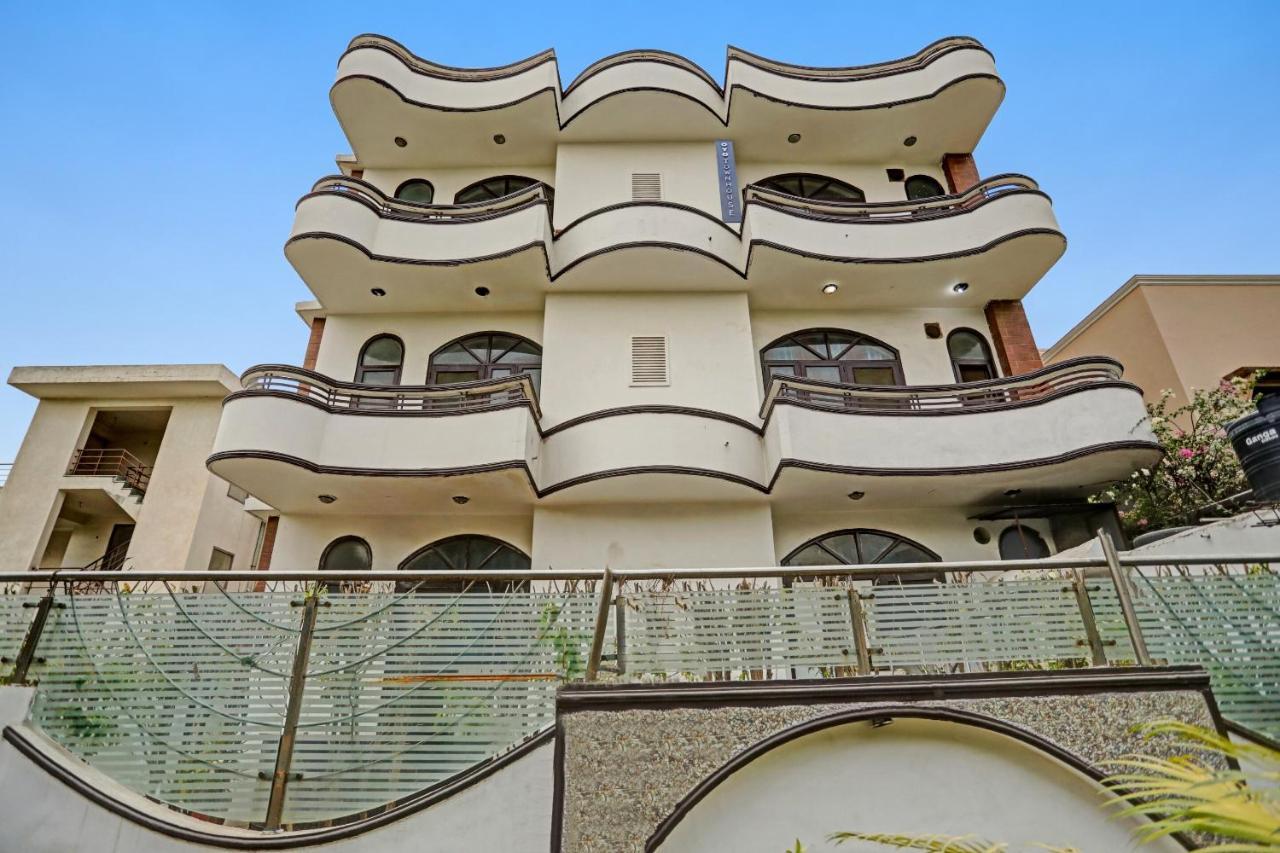 Hotel Townhouse The Premier View Near Iskcon Temple Noida Esterno foto